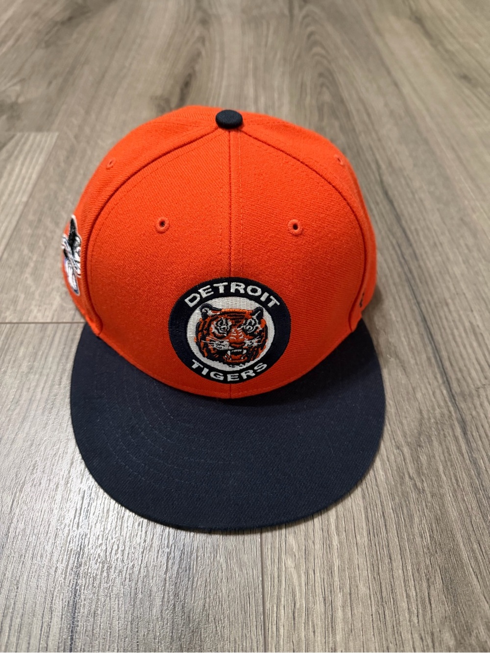 Detroit Tigers Orange & Navy Snapback Hat